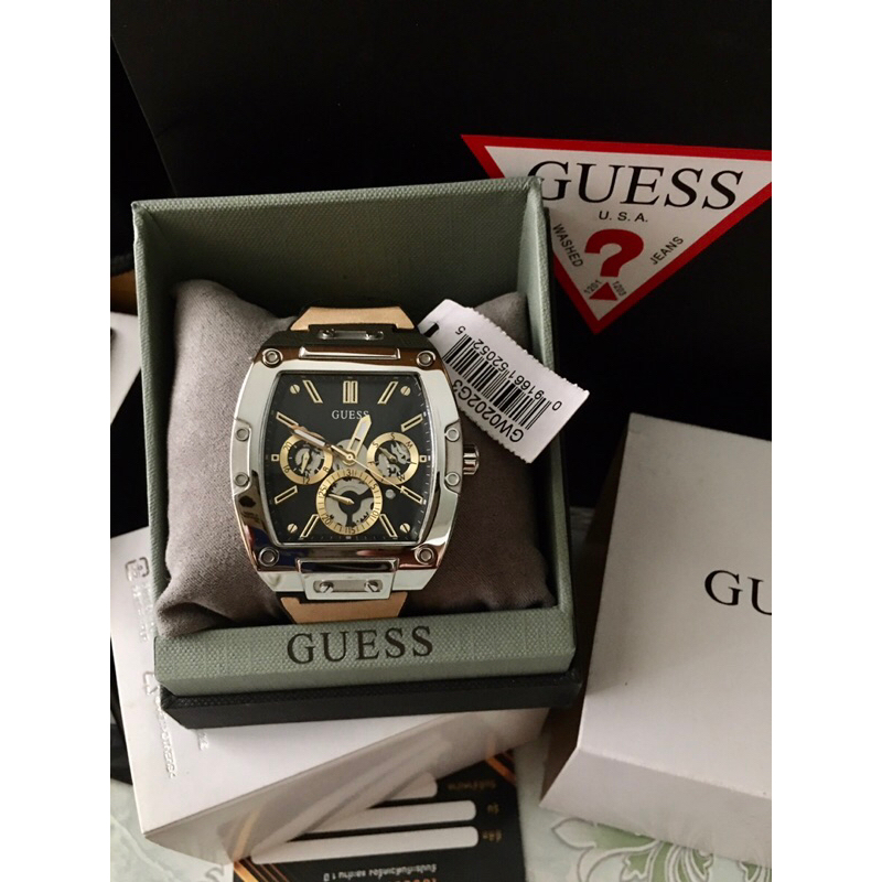 GUESS หน้า Richard mile
