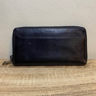 กระเป๋าเงินใบยาว Coach