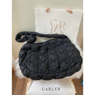 [พร้อมส่ง] กระเป๋า​ CARLYN รุ่น​ Soft L สี BLACK