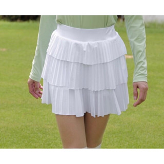 Triple layer pleated skirt