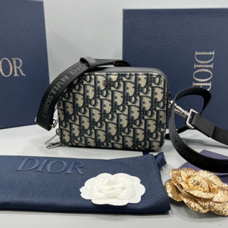 🔥ผ่อนได้🔥Dior Pouch With Shoulder Strap Size 17 cm งาน Original อุปกรณ์ : Full Box Set