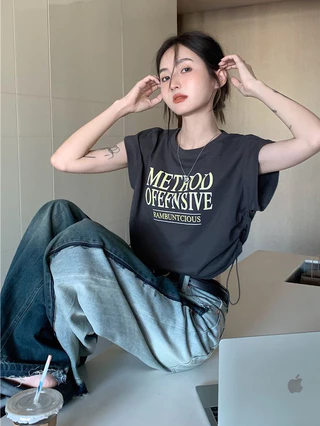 พร้อมส่ง🌟เสื้อยืดครอปแขนสั้นสาวอวบผู้หญิง oversize เสื้อผ้ามินิมอลสไตล์เกาหลี เสื้อเอวลอยวัยรุ่นน่ารักๆ แฟชั่น พิมพ์ลาย