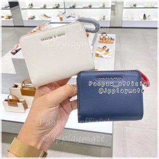 กระเป๋าสตางค์ Charles &amp; Keith รุ่น Oval Keychain Zip Wallet : CK6-10770449-1 แท้จากชอป