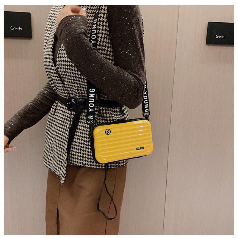 Forever young กระเป๋าเดินทางมินิ（สะพายข้าง)