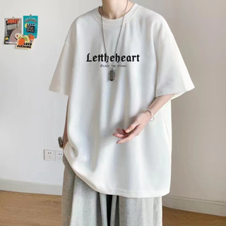 PX เสื้อผู้ชาย เสื้อยืดแขนสั้น คอกลม สีขาว สีดำ เสื้อลำลองลาย Lettheheart สไตล์เกาหลี มินิมอล