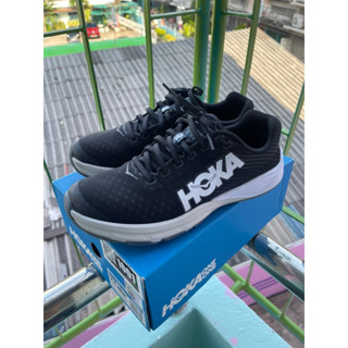 รองเท้า HOKA  ใส่เดินปกติไม่ถึง5ครั้ง (ส่งฟรี)