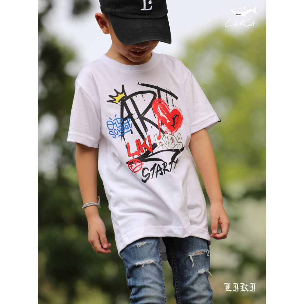เสื้อยืดสกรีน "LIKI KIDS X ART " ลวดลายแนวกราฟฟิตี้สุดเท่ห์