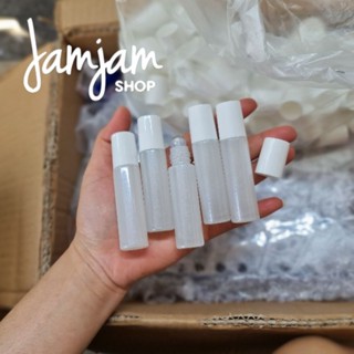 ขวดลูกกลิ้ง ขวดสีขาวมุก-ฝาสีขาว 10ml (รุ่นหนา)