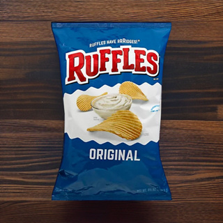 Ruffles Original Potato Chips มันฝรั่งทอด ขนม ขนมขบเคี้ยว มันฝรั่งทอดกรอบ 6.5 oz