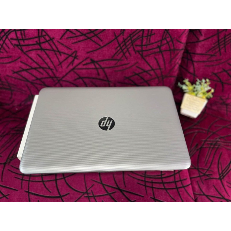 โน๊ตบุ๊ค  HP15-AY115TX I7-7500U มือสองสภาพดี 7500 บาท