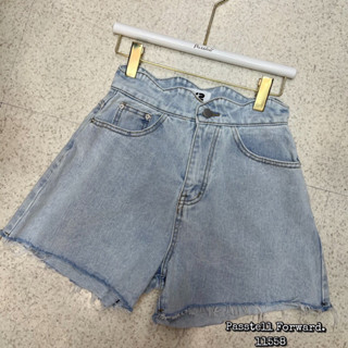 🇰🇷New🇰🇷  Korea denim short pants  ขาสั้นยีนเกาหลีขอบหยัก ทรงสวย ดีไซน์กระเป๋าหลัง แต่งหัวใจน่ารักมากกก