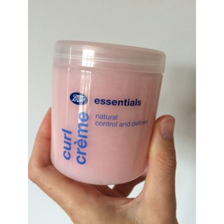 ครีมจับลอนผม Boots Essentials Curl Creme 250ml. ผมนุ่มหอม ผมลอนอยู่ทรงยาวนาน