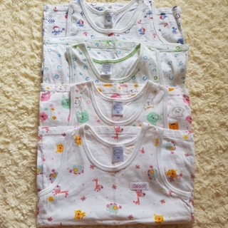 เสื้อกล้ามเด็ก De bon ไซซ์ 90 ขายเหมา 4 ตัว งานมือสอง