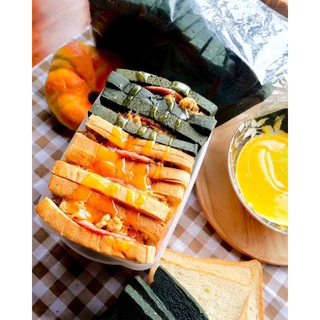 ขนมปังแซนวิช buttermilk loaf ขนาด 800กรัม ทำโทสต์ ทำแซนวิช 1 คำสั่งซื้อไม่เกิน 4 แถวนะคะ