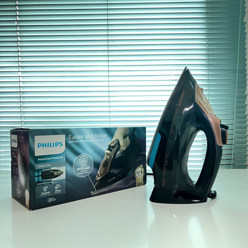 PHILIPS เตารีดไอน้ำ 2600W รุ่น GC3929/60