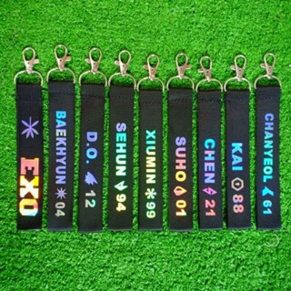 เนมแท็ก พวงกุญแจ ป้ายชื่อ  EXO สินค้าพร้อมส่งจากไทย