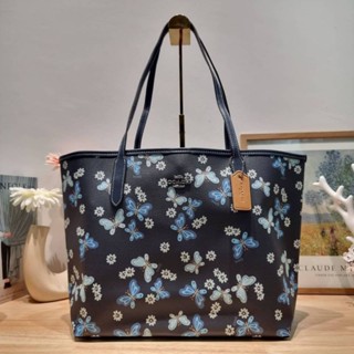 กระเป๋าสะพาย ลายผีเสื้อ CH211 CITY TOTE WITH LOVELY BUTTERFLY PRINT 005/007