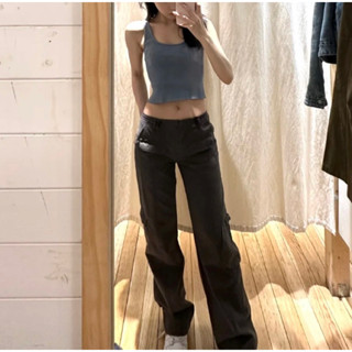 พร้อมส่ง READY TO SHIP BRANDY MELVILLE KIM CARGO PANTS (black) new with tag 🏷️