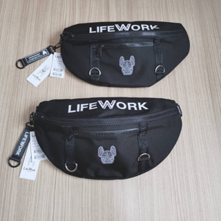 พร้อมส่ง LIFEWORK Patch Zip Closure Hipsack กระเป๋าคาดอก คาดเอว คาดหลัง