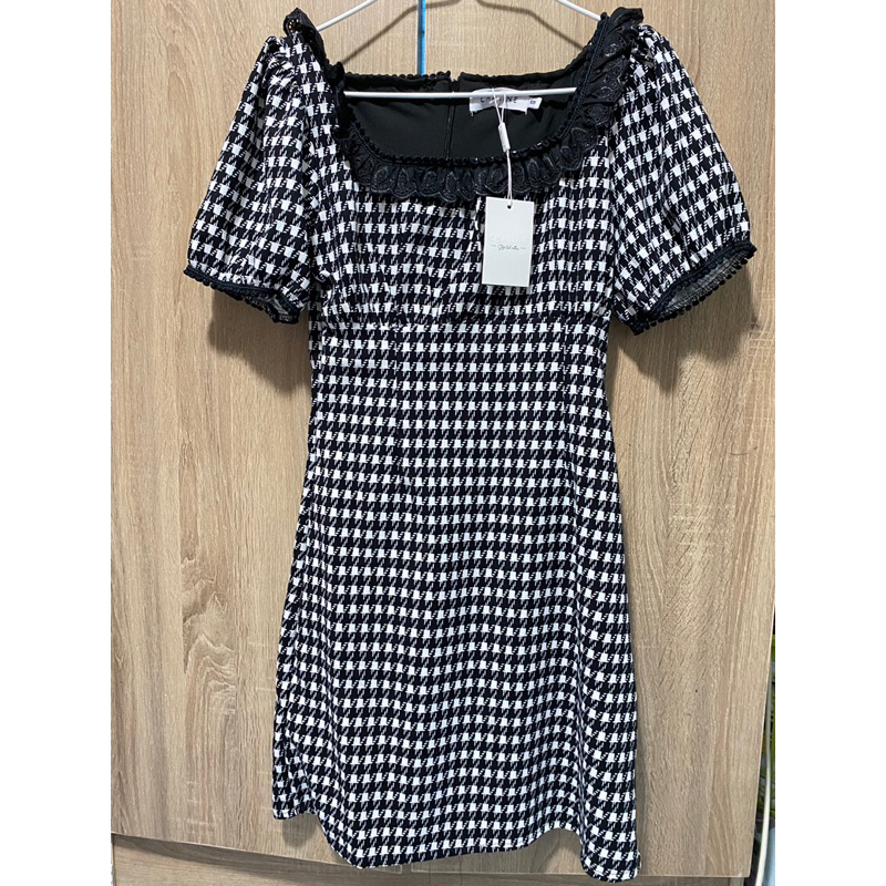 เดรส ป้าย Ap style Chalinn Nirin