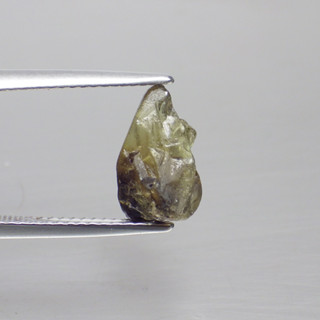 พลอย ก้อน ดิบ คริโซเบริล ไพฑูรย์ แท้ ธรรมชาติ ( Unheated Natural Chrysoberyl ) หนัก 3.53 กะรัต