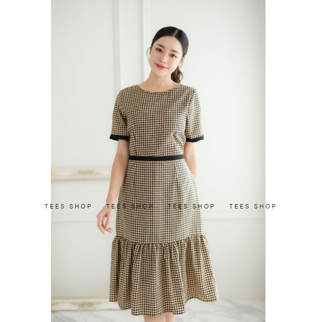 TEESBRAND ชุดทำงานผ้าไหมอิตาลี่พิมลาย ทรงหางปลา คอกลม แขนสั้นมีขอบแขน ราคา ถูกที่สุด ดีลบีเคเค แกลเลอรีภาพที่ 3