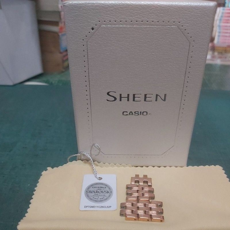 ขายขอต่อนาฬิกาCASIO SHEENรุ่นSHE-4052Pของแท้พร้อมกล่อง