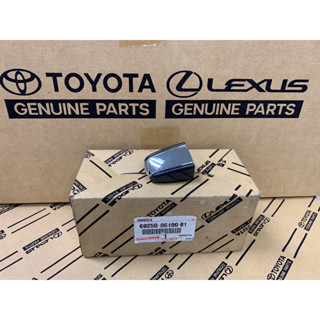 ฝาครอบมือเปิดประตูด้านนอกขวา (GRAY) สำหรับรถยนต์โตโยต้า CAMRY ACV50#,ASV50#,AVV50# ปี 2015-2018 69250-06190-B1 (อะไหล่แท