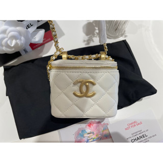 DFS MINI WHILE CHANEL COCO BAG