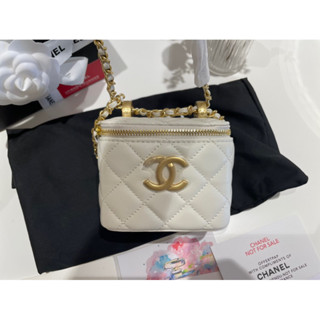 DFS MINI WHILE CHANEL COCO BAG