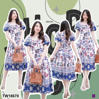 SS18670 เดรสแขนตุ๊กตา ลายดอกเชิง Doll sleeve dress with flower pattern