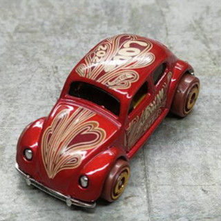 Hot Wheels  volkswagen beetle 1988 valentine love 2021 hearts READ