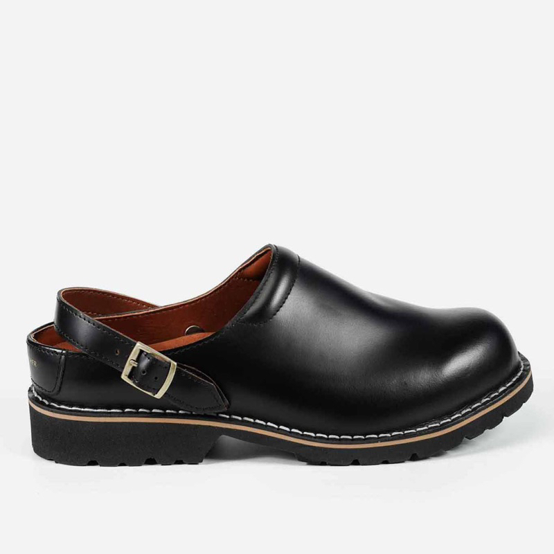 2490 บาท รองเท้าหนังแท้ (มี5สี) รุ่น Daddy Iconic Men Shoes