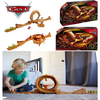 Mattel DVF40 Disney Pixar Cars 3 Willys Butte Transforming Track Set ราคา2,490บาท