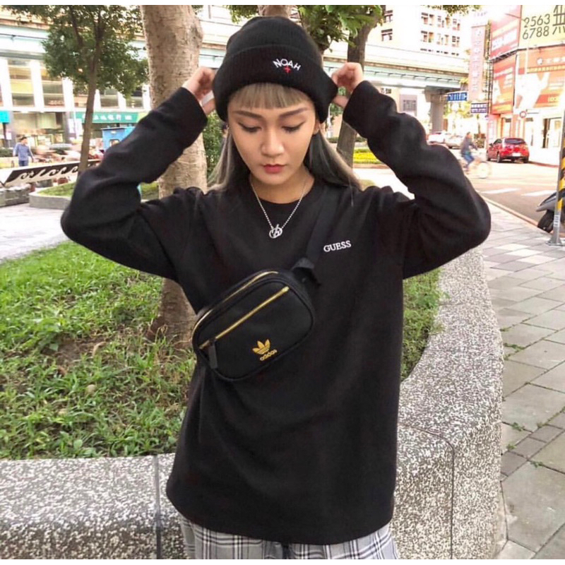 Adidas กระเป๋าแฟชั่น คาดเอว คาดหน้าอก