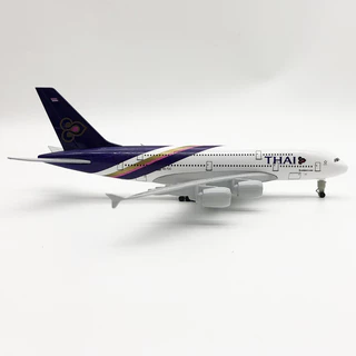 [20CM] โมเดลเครื่องบิน การบินไทย Airbus A380 วัสดุทำจากเหล็ก มีล้อ พร้อมฐานพลาสติก สำหรับตั้งโชว์