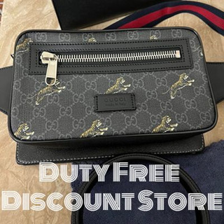 Gucci tiger print logo belt bag/mens models/spot