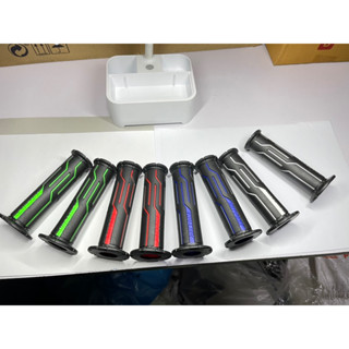 ปลายแฮนด์แต่งเดโทน่า2สี+ตุ้มปลายแฮนด์แต่ง2สีBANBER ,RONIN