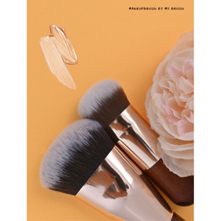 Violete Makeupbrush  แปรงสารพัดประโยชน์ นี้เป็นแปรงที่คัดสรร มาแล้วว่า สามารถใช้ได้ทั้ง ผลิตภัณฑ์เนื้อ น้ำ ครีม ฝุ่น เกล