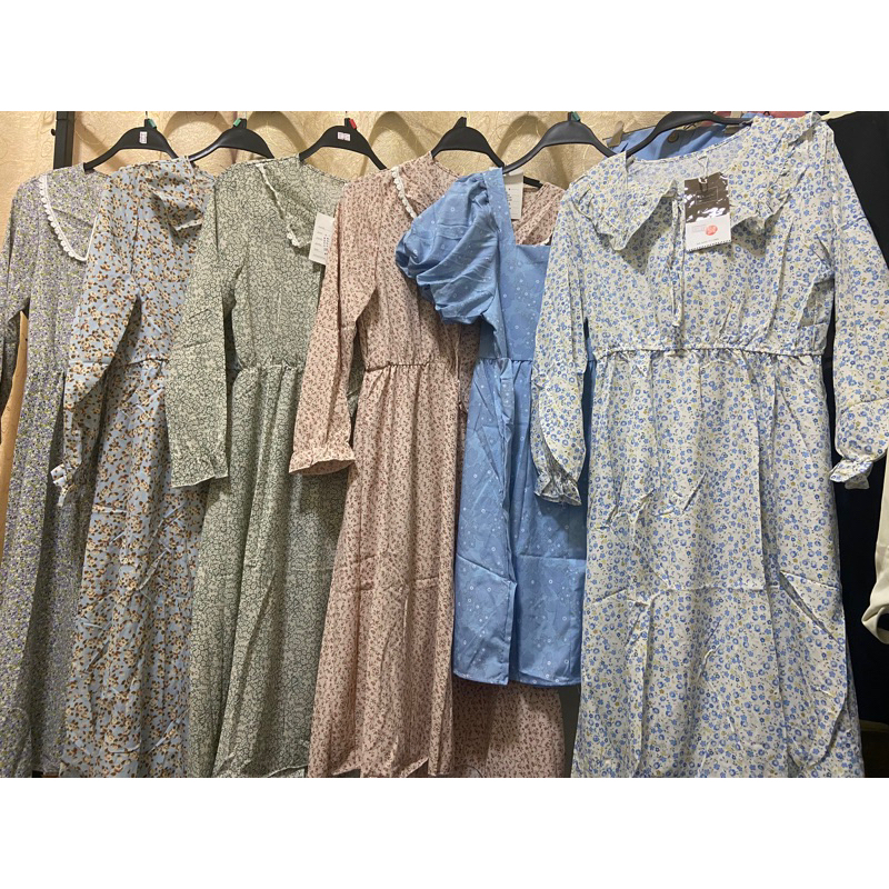 เฉพาะไลฟ์สด เดรสมือหนึ่ง 169 บาท