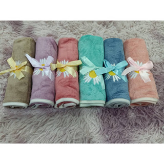 📙ผ้าเช็ดหน้านาโน ผ้าเช็ดผม ผ้าเช็ดมือ ผ้านาโนแท้ 100% แบบปักลาย ผูกโบว์ สวยเรียบหรู น่าใช้มาก ขนาด 15*30 นิ้ว (ยกโหล 12 ผืนคละสี)
