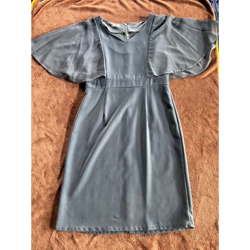 เดรสงานป้าย Nuchy มือสอง