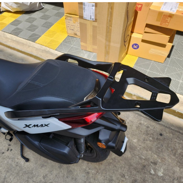 แร็คท้าย อลูมิเนียม ตะแกรงท้าย Yamaha XMAX 300 2017 – 2025 งานแข็งแรง ราคา ถูกที่สุด ดีลบีเคเค