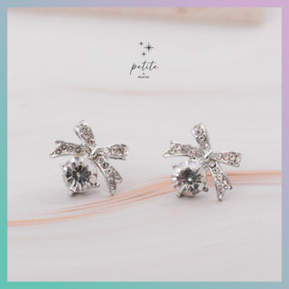 [petite by PRAKYRE] Ribecca with Diamond Stud Earrings - ต่างหูแบบติดหูรู)โบขนาดจิ๋วตกแต่งด้วยเพชร