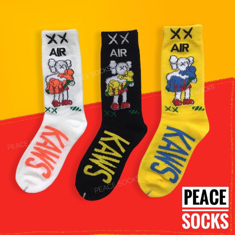 ถุงเท้าสตรีท KAWS มีพร้อมส่ง