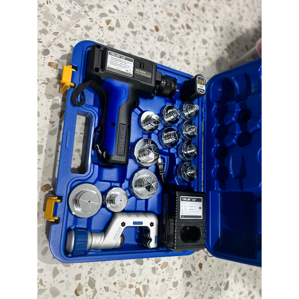 VALUE VEE-2 เครื่องขยายท่อไฟฟ้าแอร์