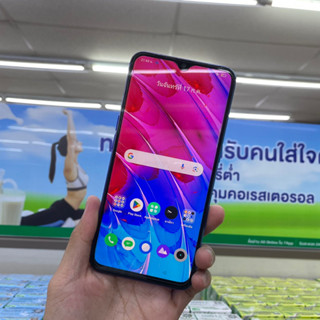 Realme xt 8/128 จอสวยครับ