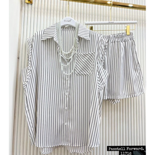 Korea stripe sleeveless set Set 2ชิ้น เสื้อเชิ้ตแขนกุดพับเบิ้ล ขอบแขน ผ้าบางเบาใส่สบาย ลายทางเก๋ๆ
