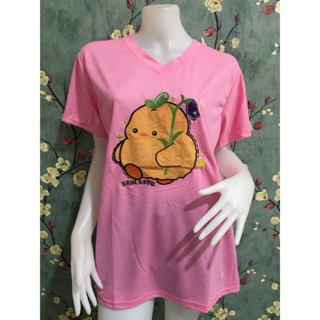 เสื้อยืดแฟชั่น เสื้อผ้าสาวอวบ  คอวี ลายปักสวยๆ ผ้าใส่สบาย ไม่ร้อน รอบอก 48-50 นิ้ว รุ่น 9219ลูกเจี๊ยบ