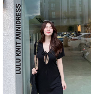 เดรสแขนสั้นเว้าอก -LULU KNIT MINIDRESS- มินิเดรสน่ารักๆคอกลมผูกอกได้ผ้าดีมาก สาวอวบ ป้าย Sheeny.